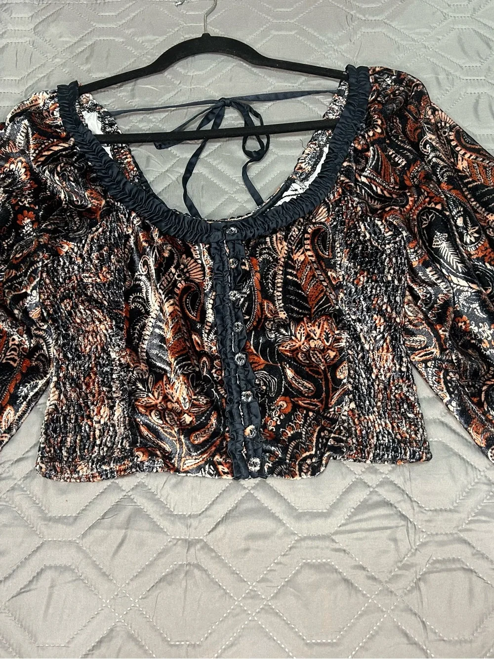 Free People Paisley Velvet Smocked Balloon sleeves Crop Top size s